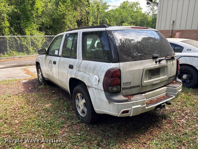 image for item EF1137 2004 Chevrolet Trailblazer SUV