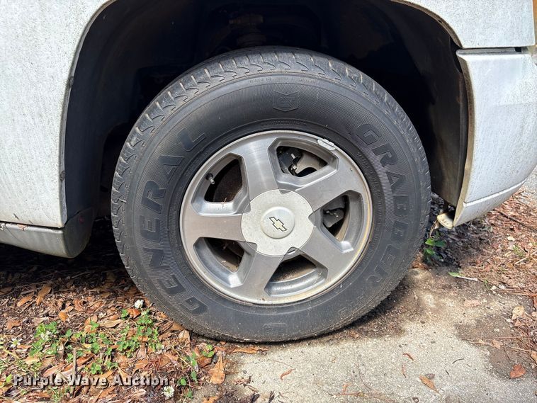 image for item EF1137 2004 Chevrolet Trailblazer SUV
