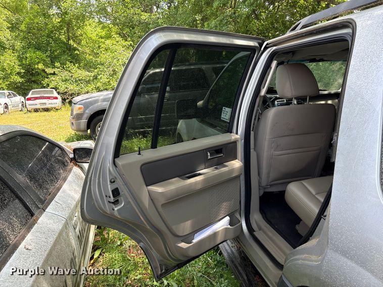 image for item EF1145 2011 Ford Expedition SUV