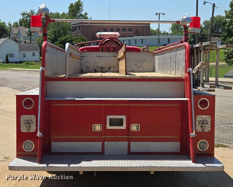 image for item EF1854 1972 Ford 750 pumper fire truck