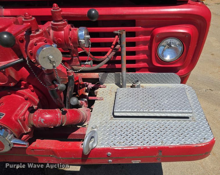 image for item EF1854 1972 Ford 750 pumper fire truck