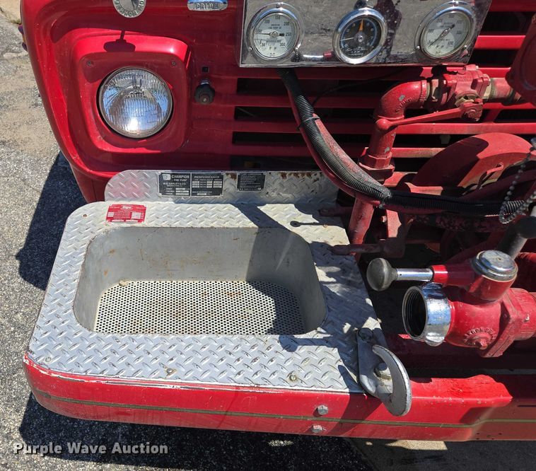 image for item EF1854 1972 Ford 750 pumper fire truck
