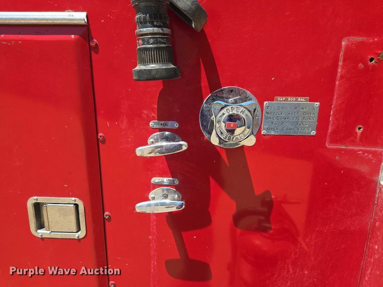 image for item EF1854 1972 Ford 750 pumper fire truck