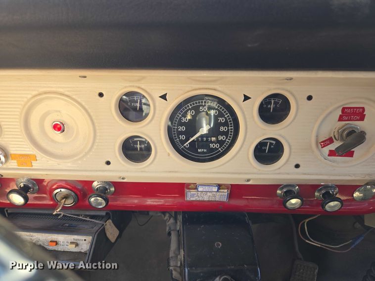 image for item EF1854 1972 Ford 750 pumper fire truck