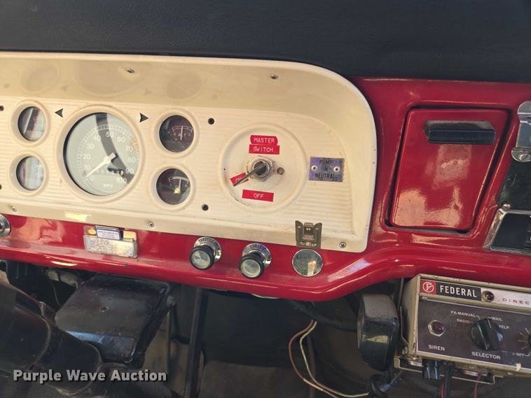 image for item EF1854 1972 Ford 750 pumper fire truck