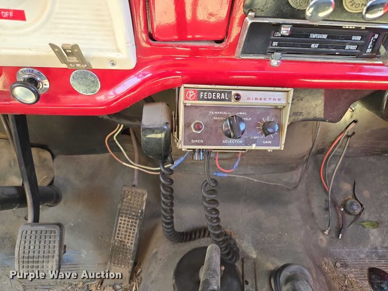 image for item EF1854 1972 Ford 750 pumper fire truck