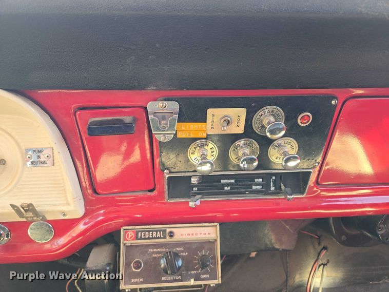 image for item EF1854 1972 Ford 750 pumper fire truck