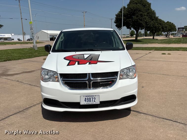 image for item EI5842 2018 Dodge Grand Caravan van