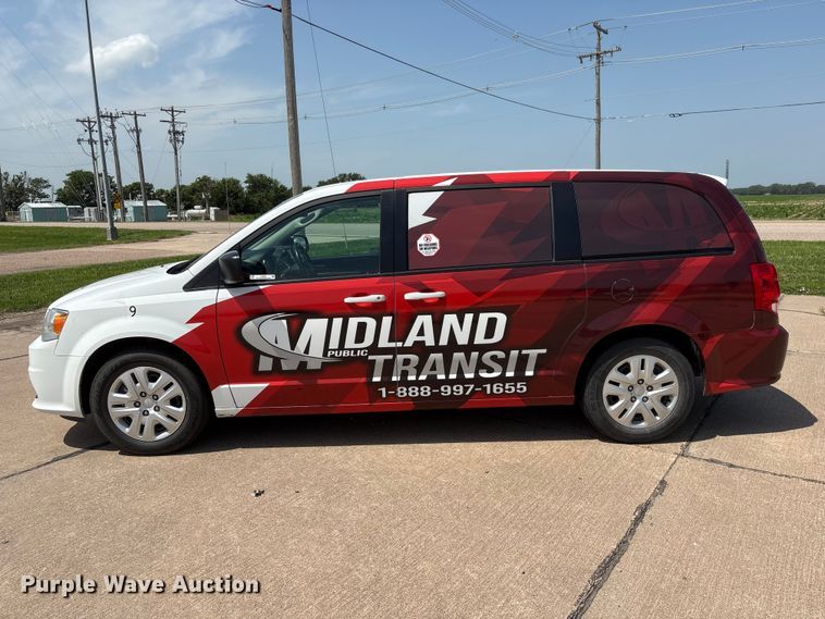 image for item EI5842 2018 Dodge Grand Caravan van