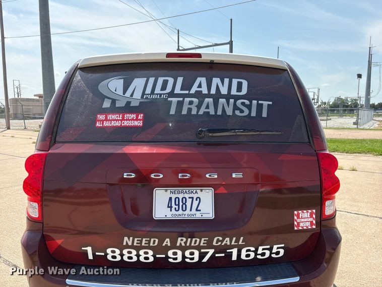 image for item EI5842 2018 Dodge Grand Caravan van