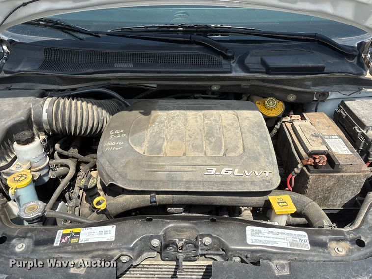 image for item EI5842 2018 Dodge Grand Caravan van