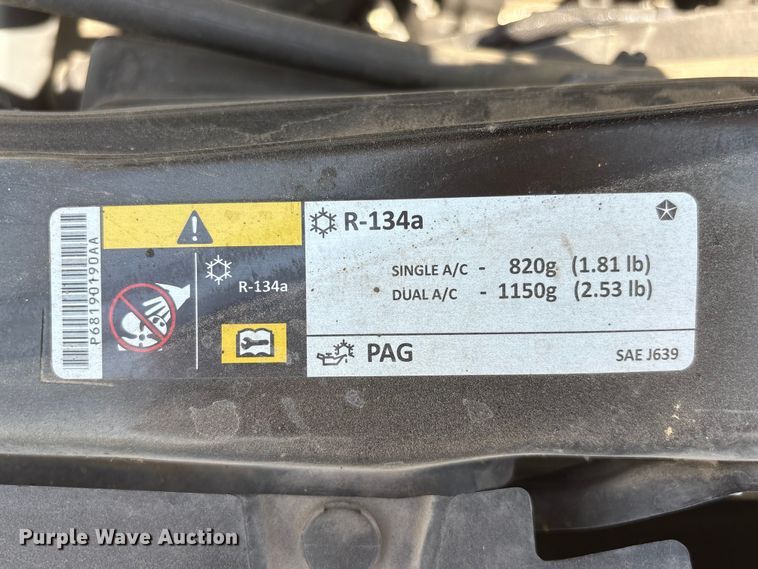 image for item EI5842 2018 Dodge Grand Caravan van