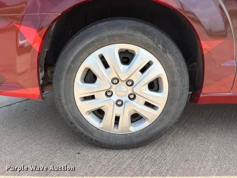 image for item EI5842 2018 Dodge Grand Caravan van
