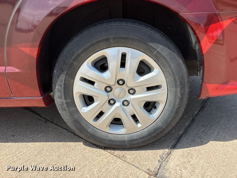 image for item EI5842 2018 Dodge Grand Caravan van