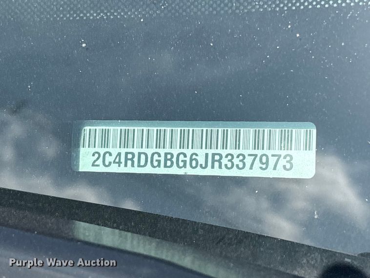 image for item EI5842 2018 Dodge Grand Caravan van