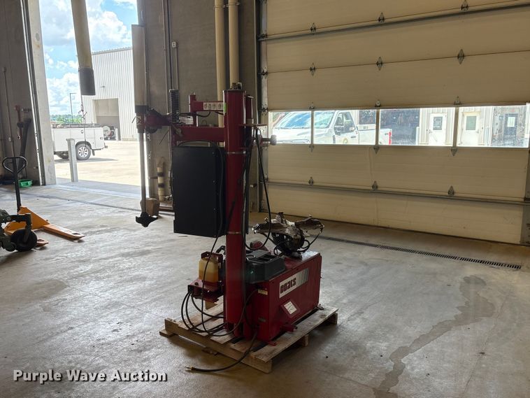 image for item EI5898 Coats 70XEH1 tire machine