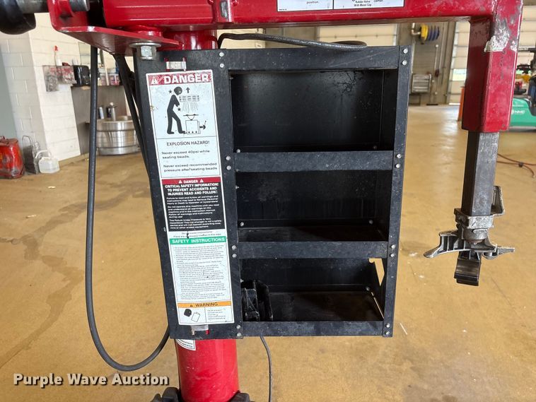 image for item EI5898 Coats 70XEH1 tire machine