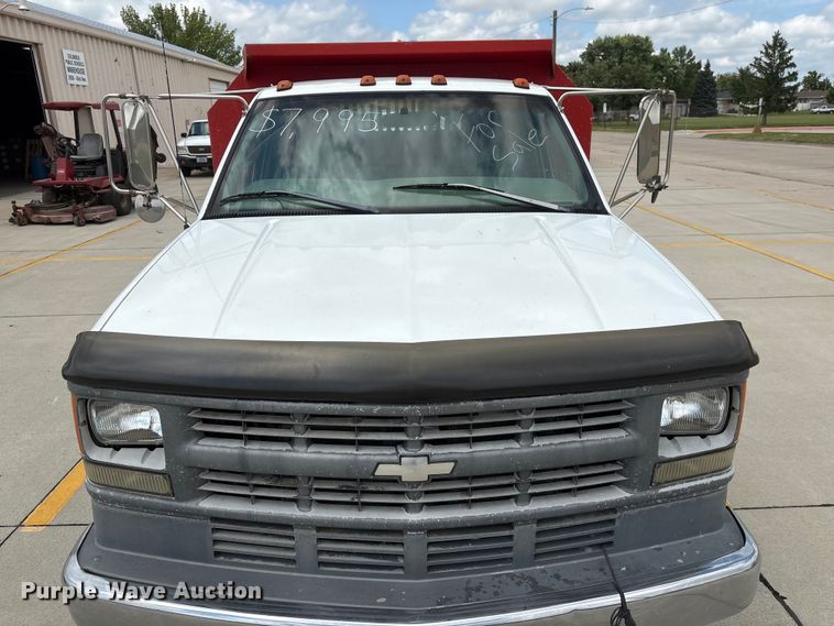 image for item EI5909 1998 Chevrolet C3500 dump bed pickup truck