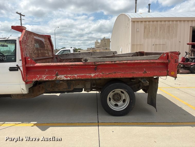image for item EI5909 1998 Chevrolet C3500 dump bed pickup truck