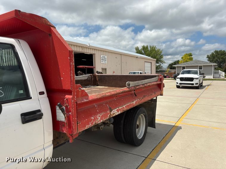 image for item EI5909 1998 Chevrolet C3500 dump bed pickup truck
