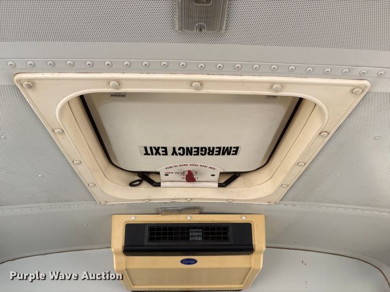 image for item EI5913 2001 GMC Savana school bus