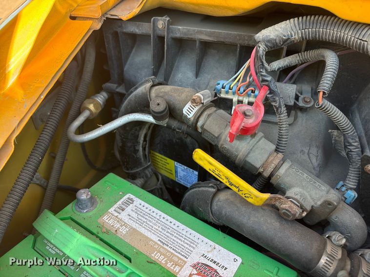image for item EI5913 2001 GMC Savana school bus