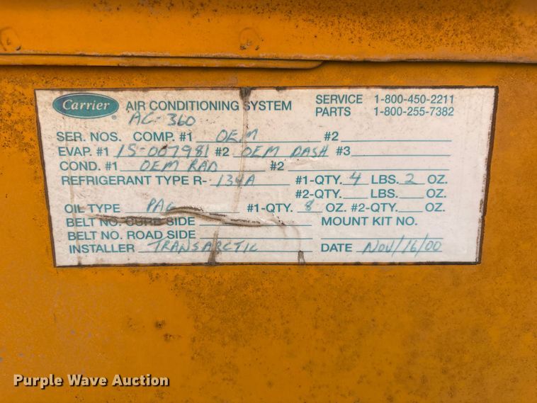 image for item EI5913 2001 GMC Savana school bus