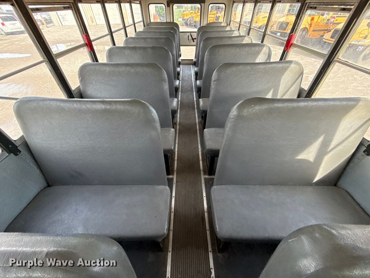 image for item EN0330 2014 IC PB105 school bus