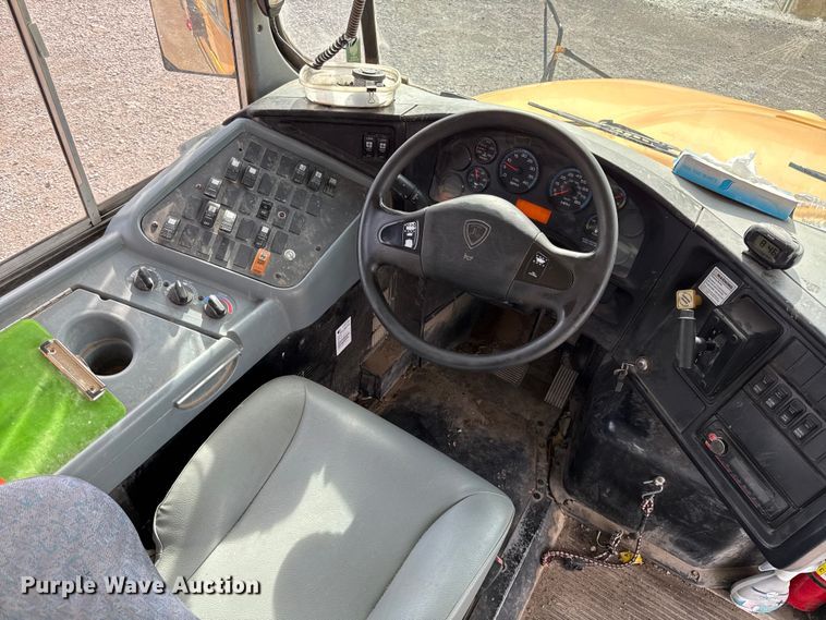 image for item EN0330 2014 IC PB105 school bus