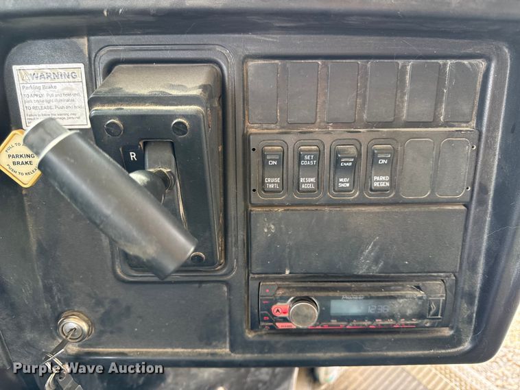 image for item EN0330 2014 IC PB105 school bus