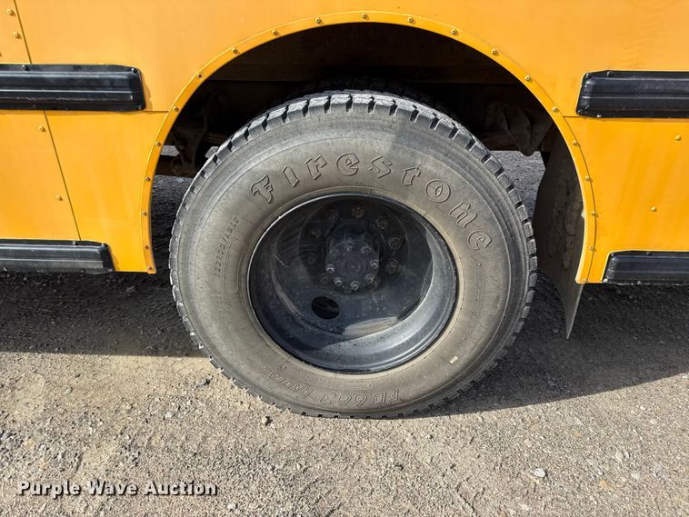 image for item EN0330 2014 IC PB105 school bus