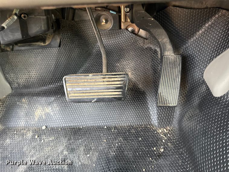 image for item EN0331 2006 Chevrolet Suburban 1500 SUV