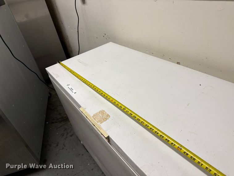 image for item EN0336 Freezer