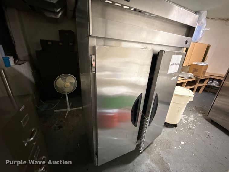 image for item EN0337 Victory refrigerator