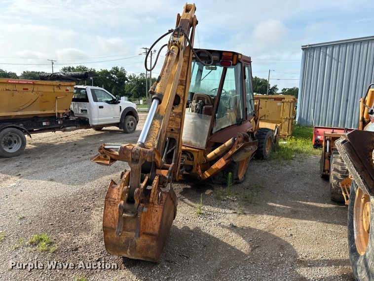 image for item EN0341 1994 Case 580 Super K backhoe
