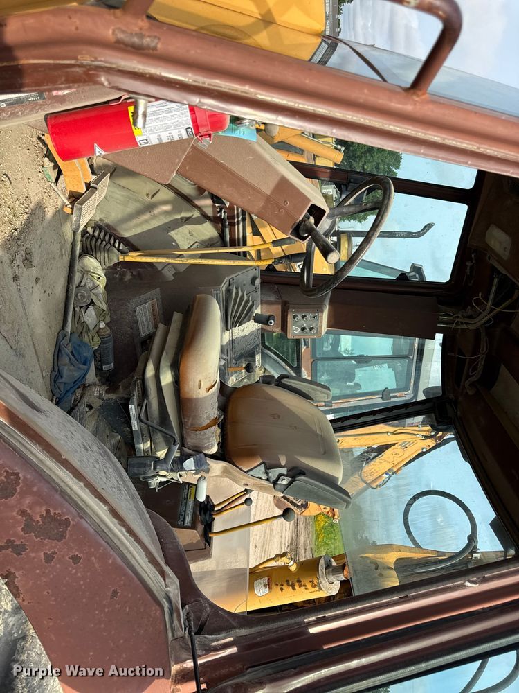 image for item EN0341 1994 Case 580 Super K backhoe