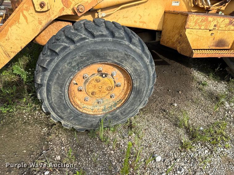 image for item EN0341 1994 Case 580 Super K backhoe
