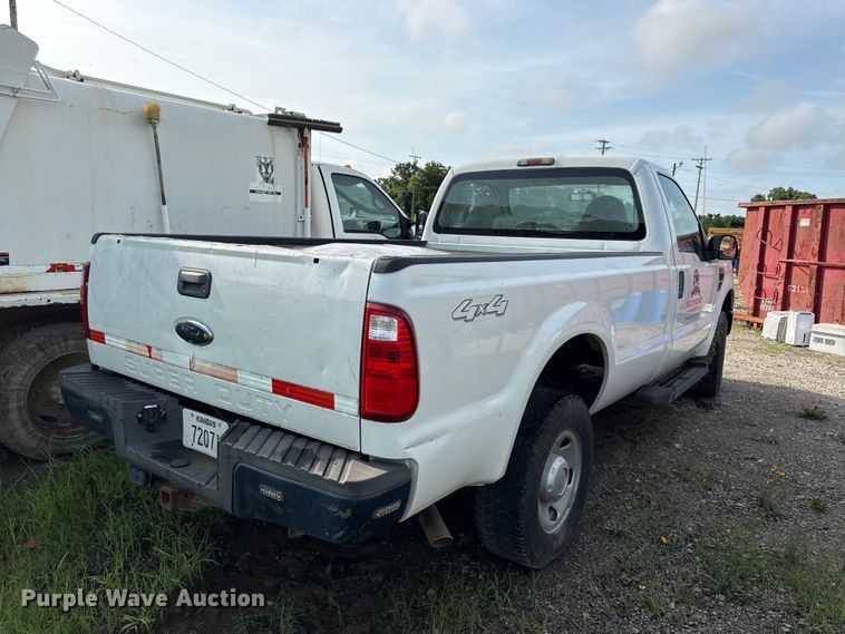 image for item EN0343 2008 Ford F250 Super Duty XL pickup truck