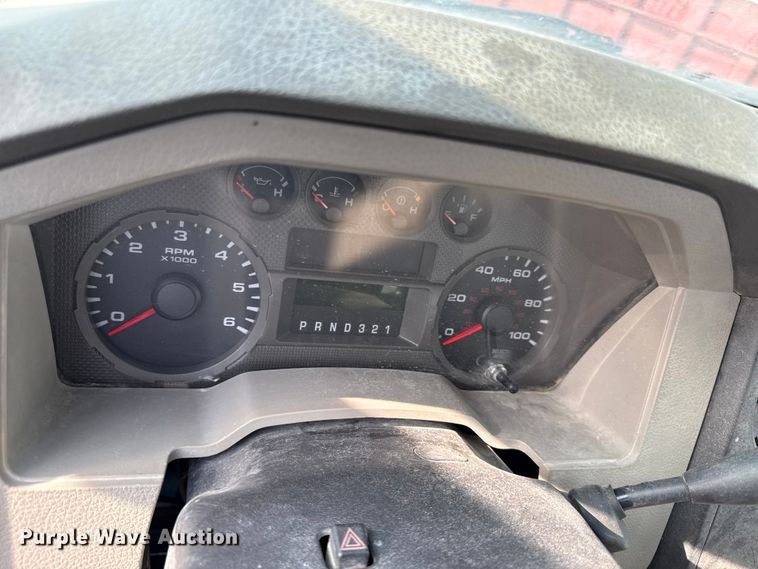 image for item EN0343 2008 Ford F250 Super Duty XL pickup truck