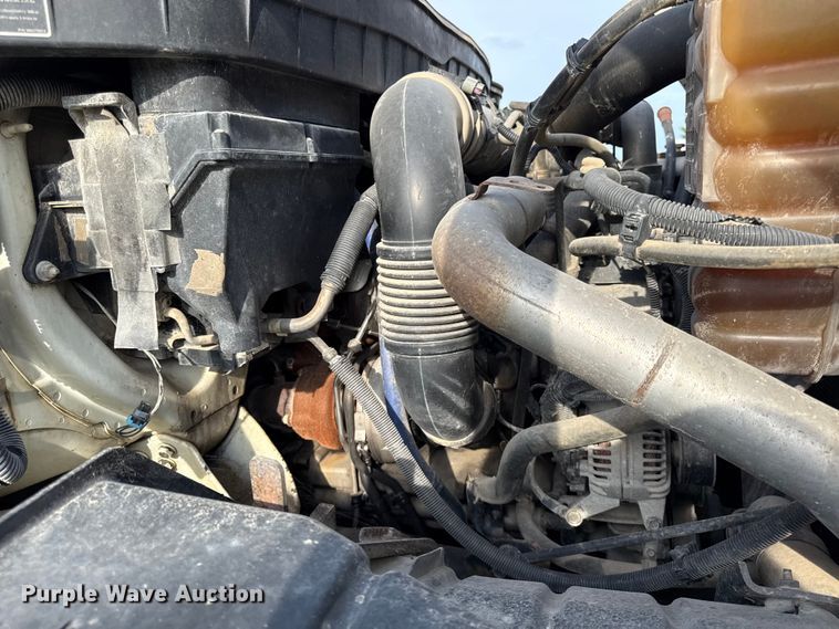 image for item EN0344 2013 International SF625 refuse truck