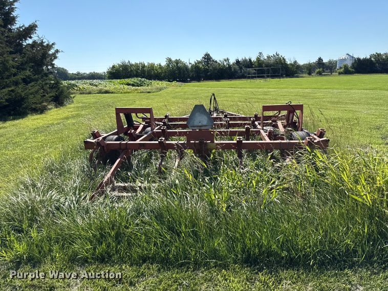 image for item EN0410 Field cultivator 