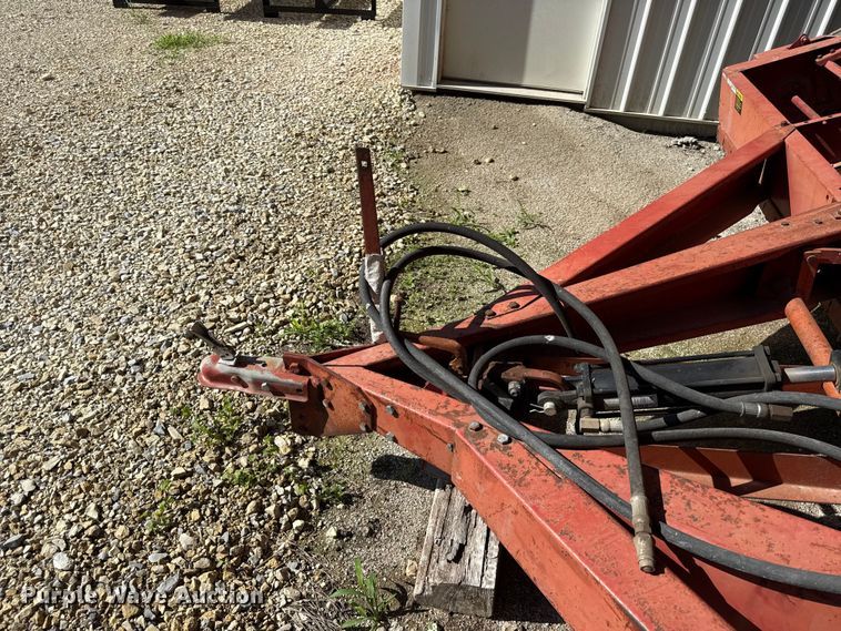 image for item EN0415 International 510 grain drill