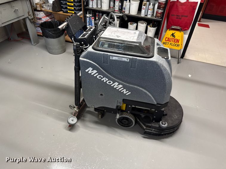 image for item EN0430 TomCat  MicroMini floor scrubber 