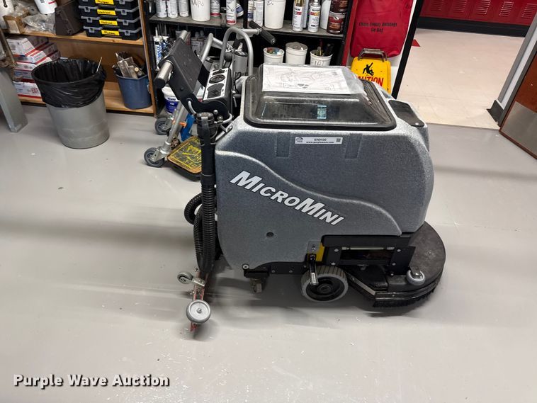 image for item EN0430 TomCat  MicroMini floor scrubber 