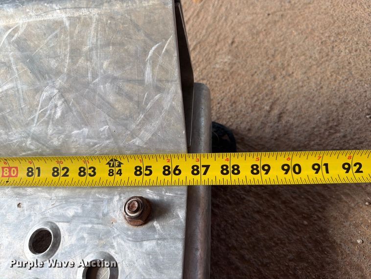 image for item EQ8016 Tru Test livestock scale