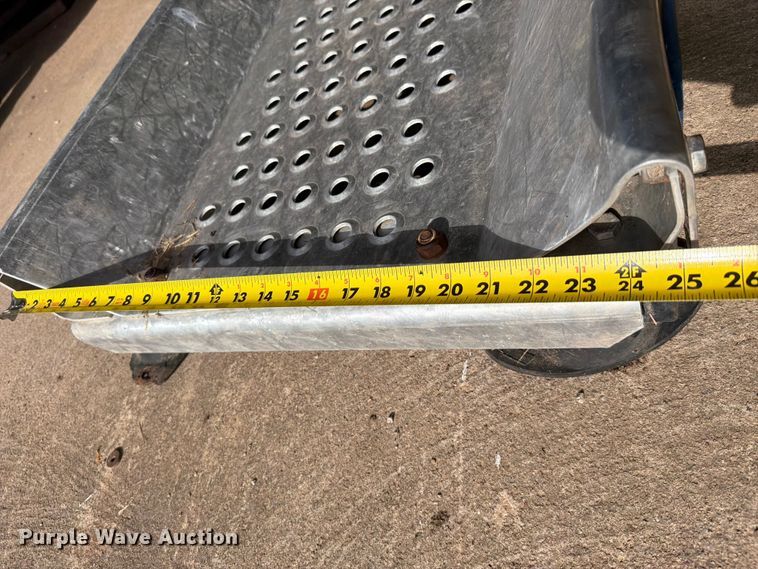 image for item EQ8016 Tru Test livestock scale