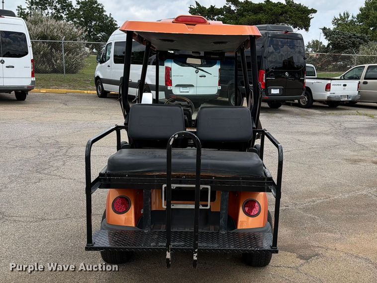 image for item EQ8019 2010 Tomberlin Automotive Group golf cart