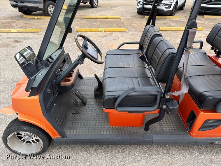 image for item EQ8019 2010 Tomberlin Automotive Group golf cart