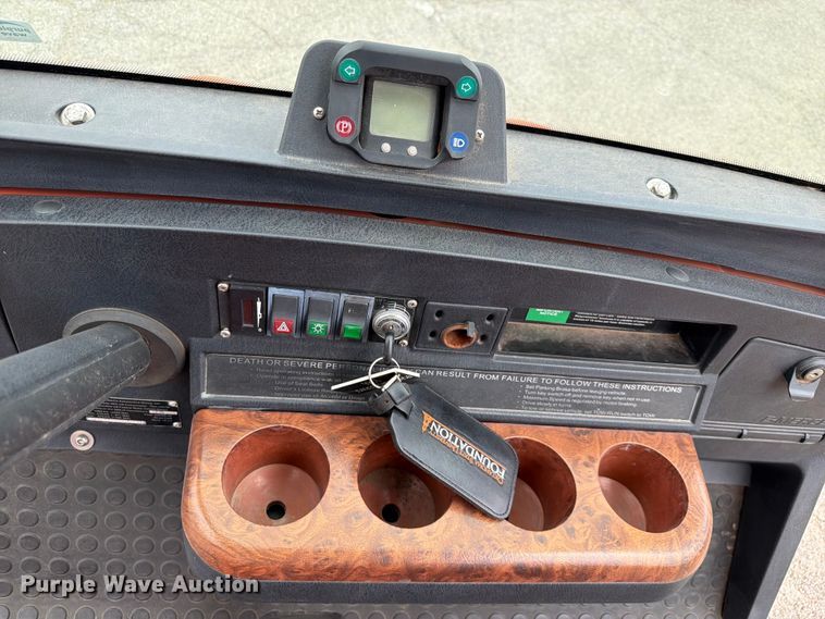 image for item EQ8019 2010 Tomberlin Automotive Group golf cart