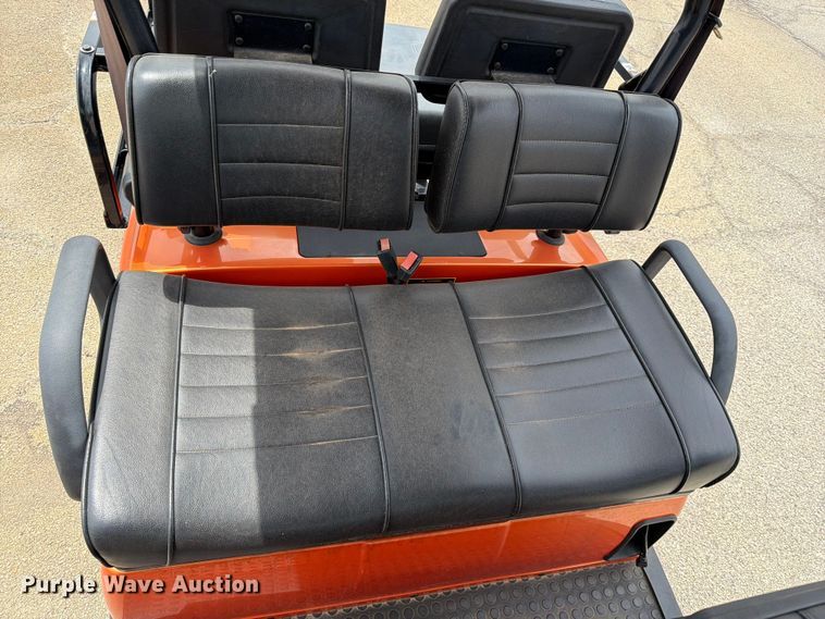 image for item EQ8019 2010 Tomberlin Automotive Group golf cart